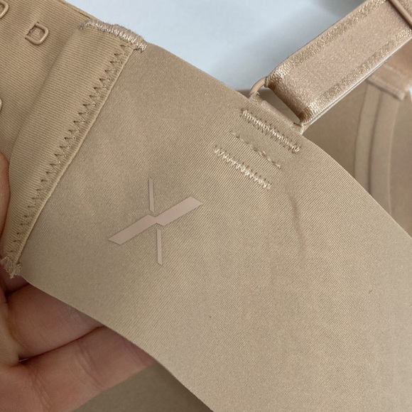 New Knix Wingwoman Bra Womens 32B Beige Tan Wireless Comfort Contour - Picture 7 of 14